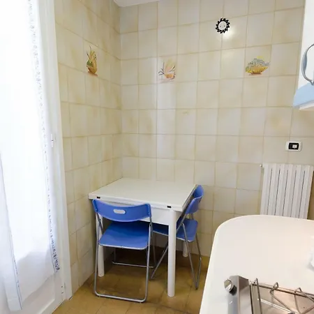 Apartament Alex Beach House San Remo