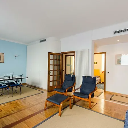 Apartament Alex Beach House